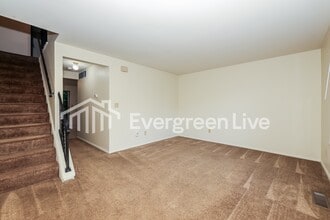 8197 Mt Carmel St in Huber Heights, OH - Building Photo - Building Photo