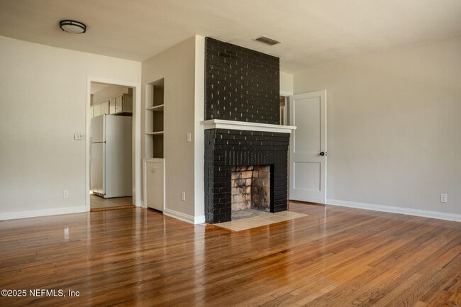 property at 5615 Duke Rd