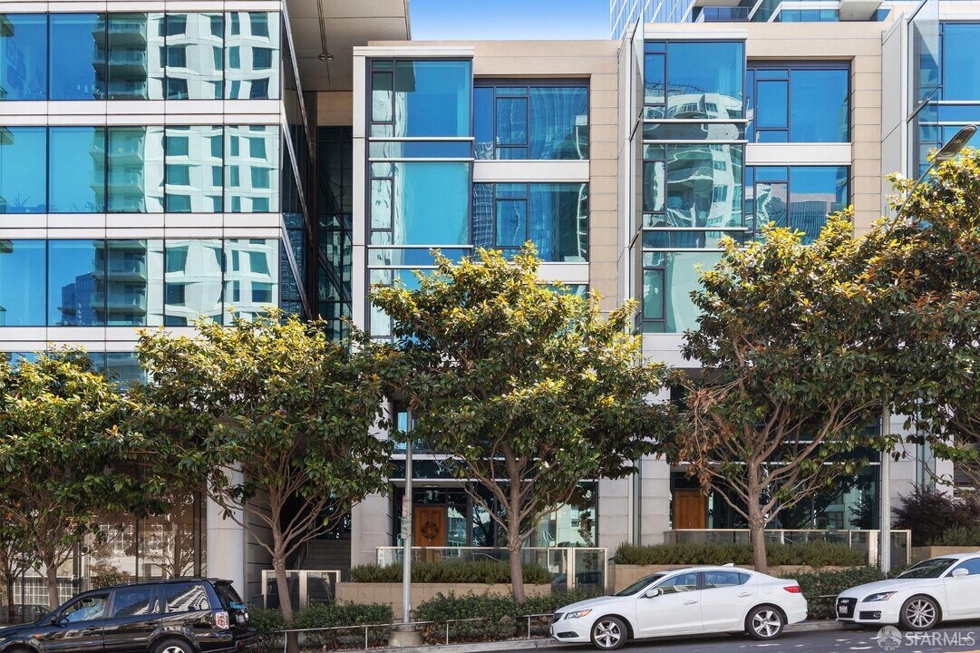 489 Harrison St in San Francisco, CA - Foto de edificio