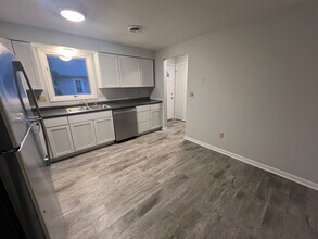 5621 Bluebird Ct in Fort Wayne, IN - Building Photo - Building Photo