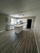 2126 N 15th St in Terre Haute, IN - Foto de edificio - Building Photo
