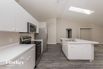 2920 Tusket Ave in North Port, FL - Building Photo - Building Photo