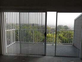 1424 Brett Pl in Los Angeles, CA - Building Photo