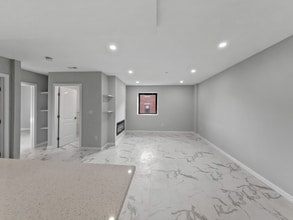 225-235 Essex St in Lawrence, MA - Foto de edificio - Building Photo