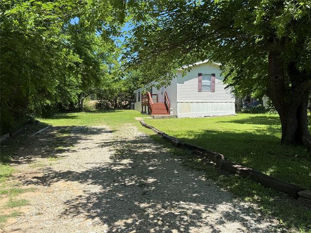 property at 1106 Pawnee Trail