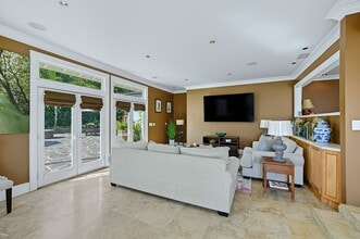 802 Lees Ave in Long Beach, CA - Building Photo - Building Photo