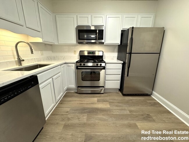 1500 Worcester Rd in Framingham, MA - Building Photo - Building Photo
