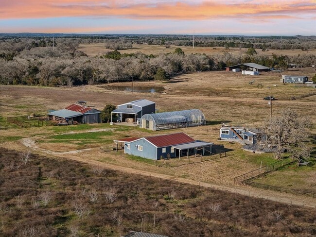 property at 2200 TX-21