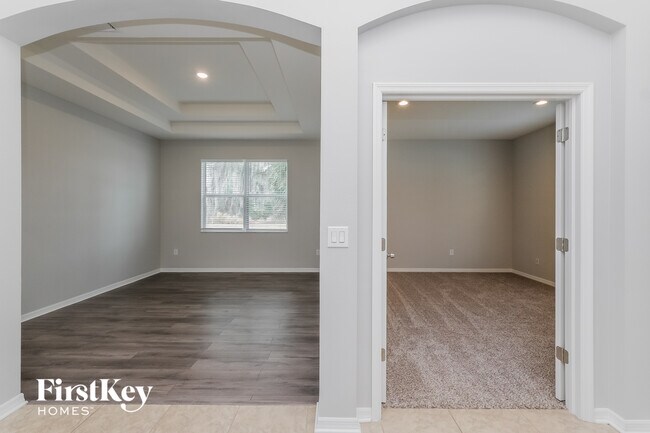 10109 Caraway Spice Ave in Riverview, FL - Foto de edificio - Building Photo