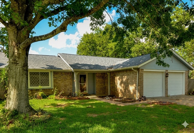 property at 909 Noreda St