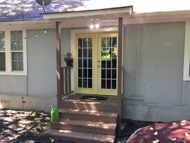 4302 Duval Street, Unit B in Austin, TX - Building Photo