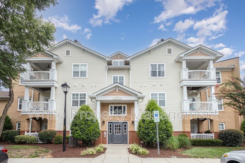 17135 Red Feather Dr in Charlotte, NC - Building Photo