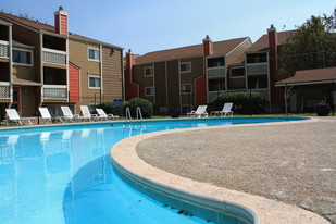 Village Park at Cedarbrooke Apartments