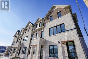 1260 Nat'l Vly Dr in Mississauga, ON - Building Photo