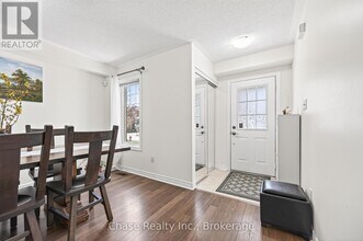 3099 Highbourne Crescent in Oakville, ON - Building Photo - Building Photo