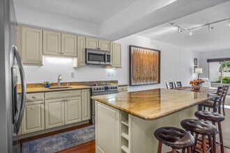 730 Greensward Ct in Delray Beach, FL - Building Photo - Building Photo