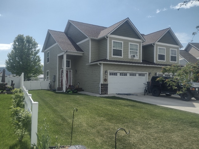 property at 38 Muskrat Dr