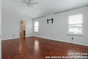 9118 Meadow Springs in Universal City, TX - Building Photo - Building Photo