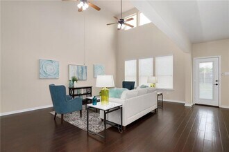 9901 Wading Pool Path in Austin, TX - Building Photo - Building Photo