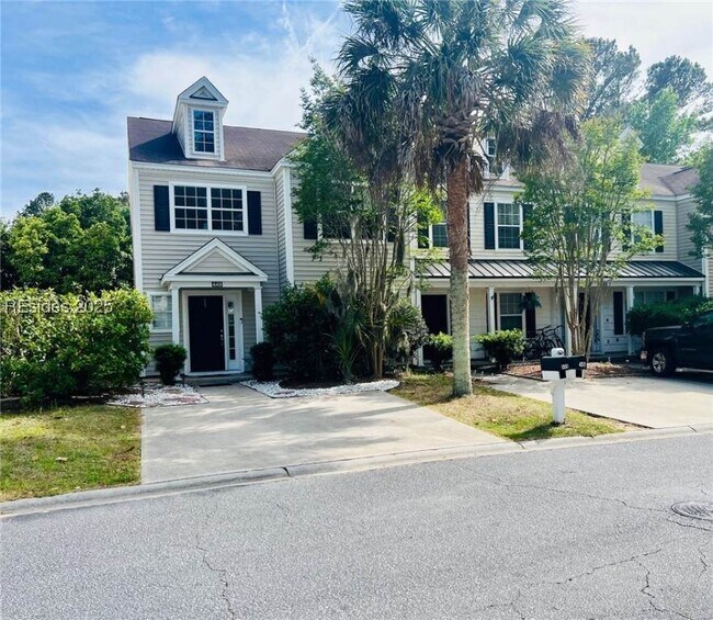 property at 449 Gardners Cir