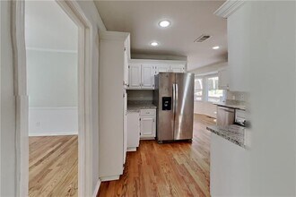 210 Weatherstone Pkwy in Marietta, GA - Building Photo - Building Photo