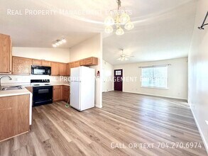 123 Garden St in Troutman, NC - Building Photo - Building Photo