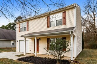 6631 Nevin Glen Dr in Charlotte, NC - Building Photo - Building Photo