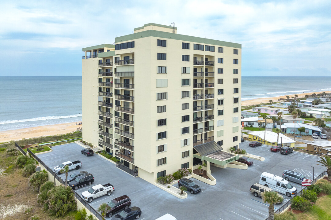 The Ormondy Condominium in Ormond Beach, FL - Building Photo