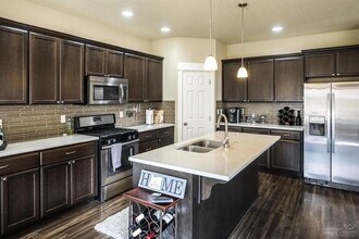 21355 NE Brooklyn Pl in Bend, OR - Building Photo - Building Photo
