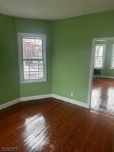 92 Carnegie Ave in East Orange, NJ - Building Photo - Building Photo