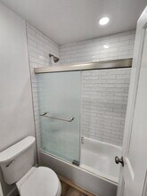 1885 Diamond St in San Diego, CA - Building Photo - Building Photo