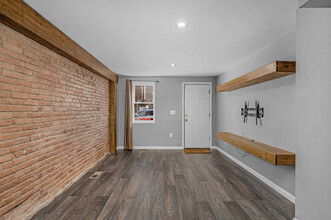 106 S Regester St in Baltimore, MD - Building Photo - Building Photo