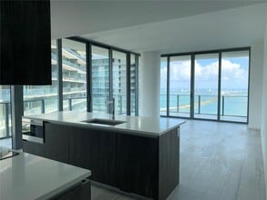 480 NE 31st St, Unit 4507 in Miami, FL - Foto de edificio - Building Photo