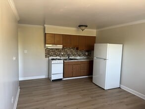 1351 N Western Ave, Unit 309 in Lake Forest, IL - Foto de edificio - Building Photo