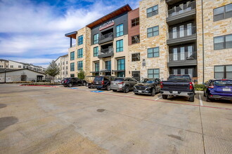 Aurora Watson Branch in Mansfield, TX - Building Photo - Building Photo