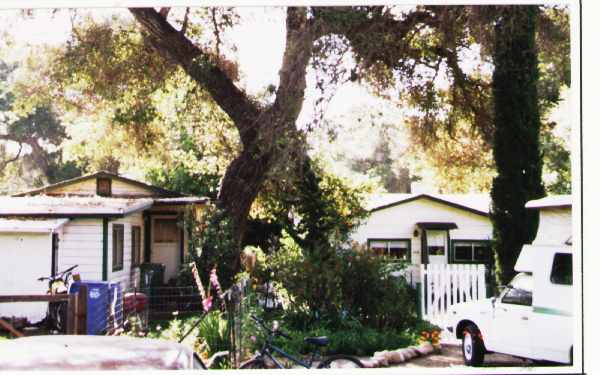 118-124 N Poli Ave in Ojai, CA - Building Photo - Building Photo