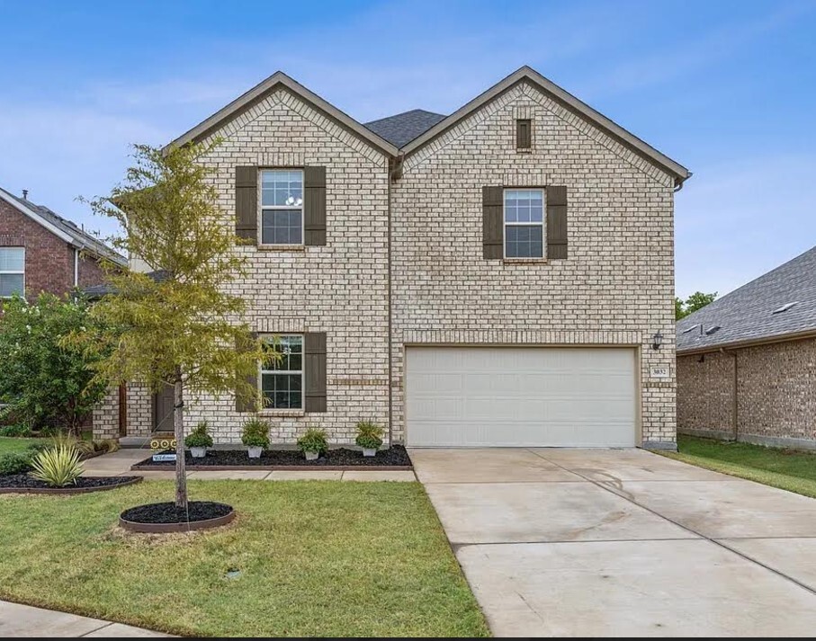 3032 Evergreen Trail in Celina, TX - Foto de edificio