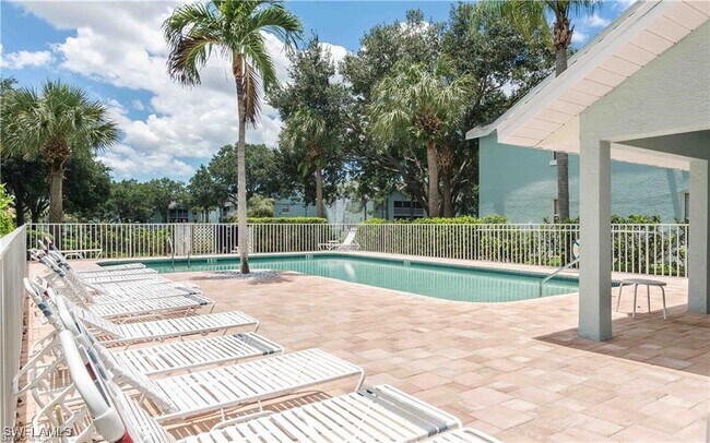 property at 125 Wading Bird Cir
