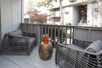 Sunnyvale Crossings in Sunnyvale, CA - Foto de edificio - Interior Photo