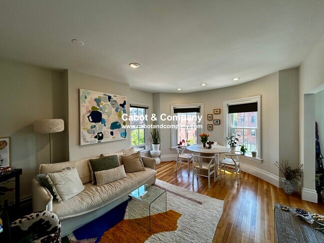 671 Tremont St, Unit 4