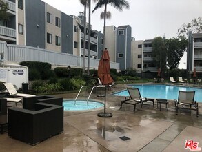 8162 Manitoba St-Unit -111 in Los Angeles, CA - Building Photo - Building Photo