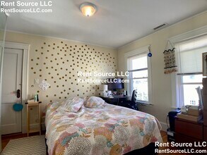 19 Newton Rd in Arlington, MA - Foto de edificio - Building Photo