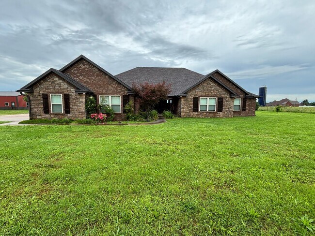 property at 11609 AR-72
