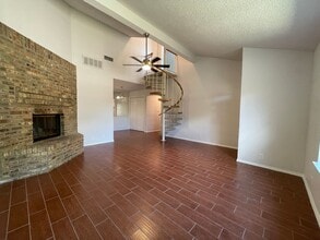 206 S Nolan River Rd in Cleburne, TX - Building Photo - Building Photo