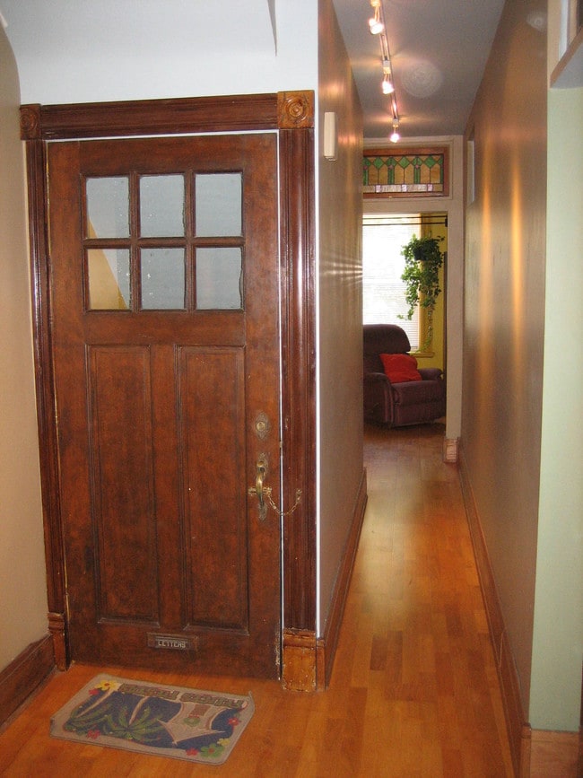 719 Savannah Ave, Unit Apt. 2 in Pittsburgh, PA - Foto de edificio - Building Photo