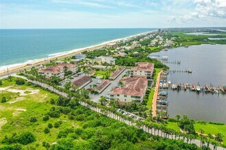 300 Marina Bay Dr in Flagler Beach, FL - Building Photo - Building Photo