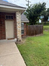202 Rentz Place Cir in Weatherford, TX - Building Photo - Building Photo