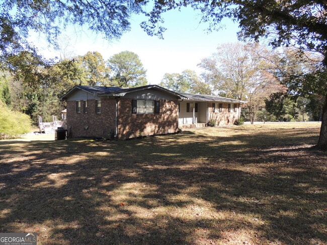 2590 Lake Capri Rd NW in Conyers, GA - Building Photo - Building Photo