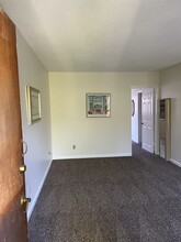 2306 E Commonwealth Ave in Fullerton, CA - Building Photo - Building Photo