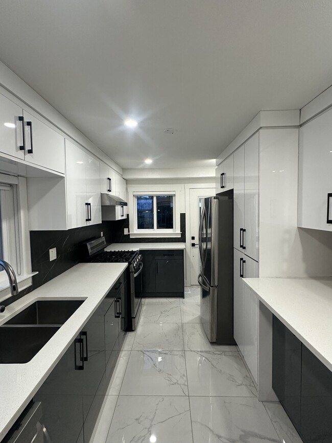 property at 24765 Halnor Ave